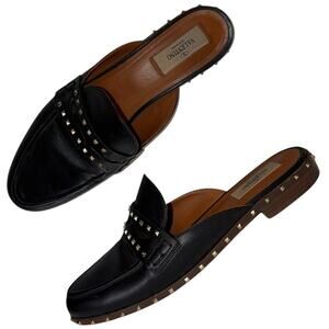Valentino Garavani Black Leather Rock Stud Mules Size 39 Clogs
